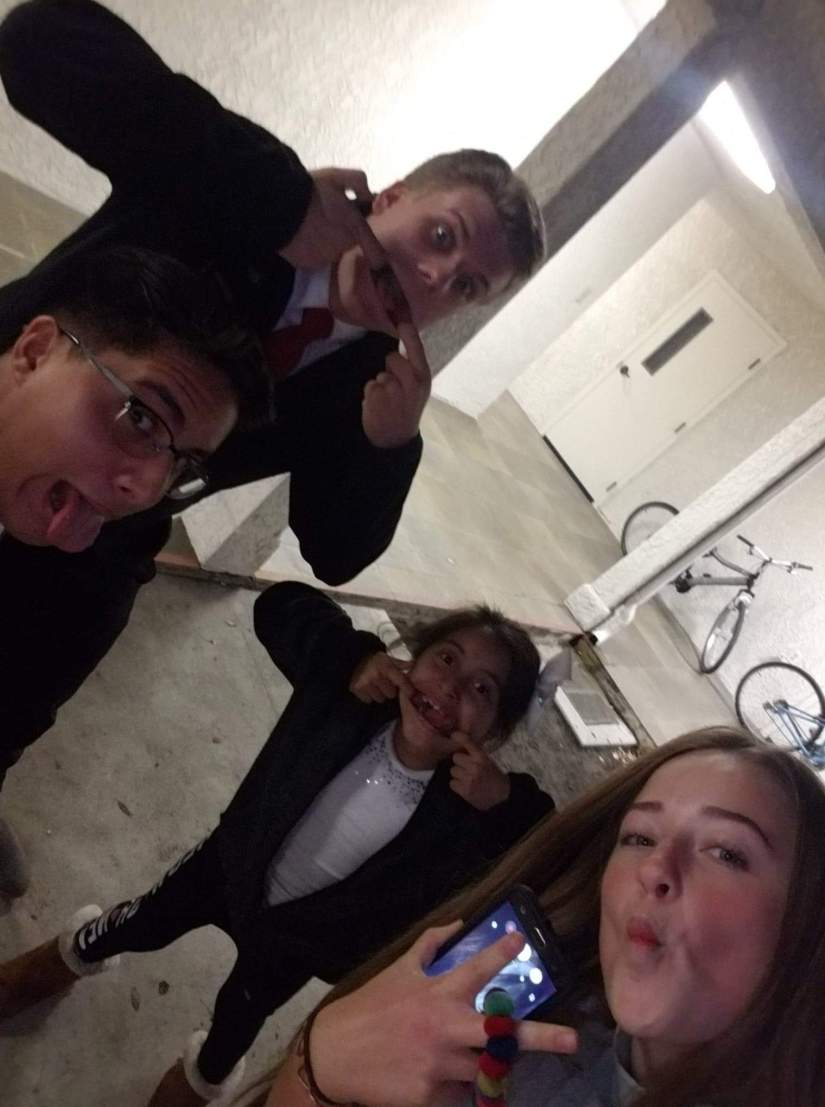 received_1510188219130334